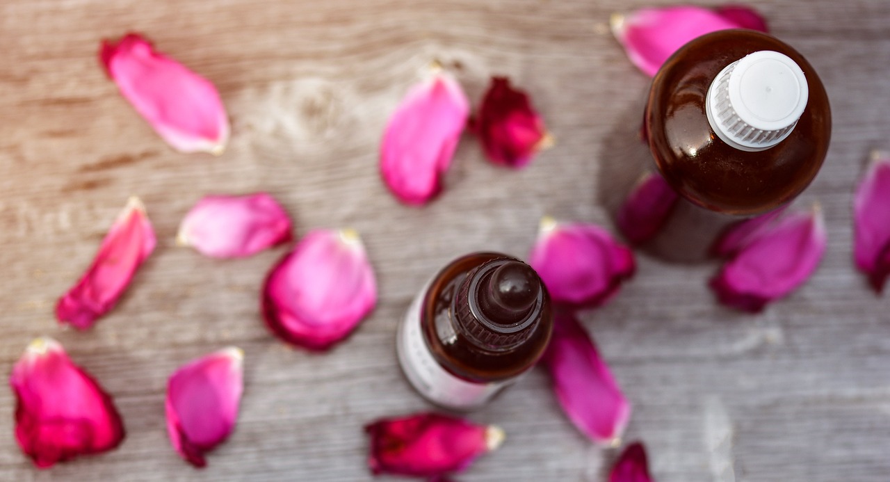 Essential oils, alternative, aroma — Corporate Massage: How to Reward Staff at Work